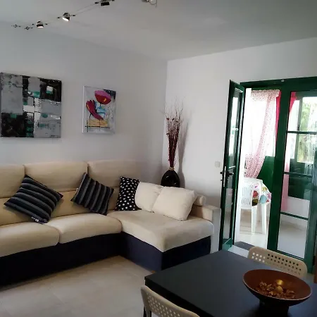 Apartamento Stesy شقة Uga